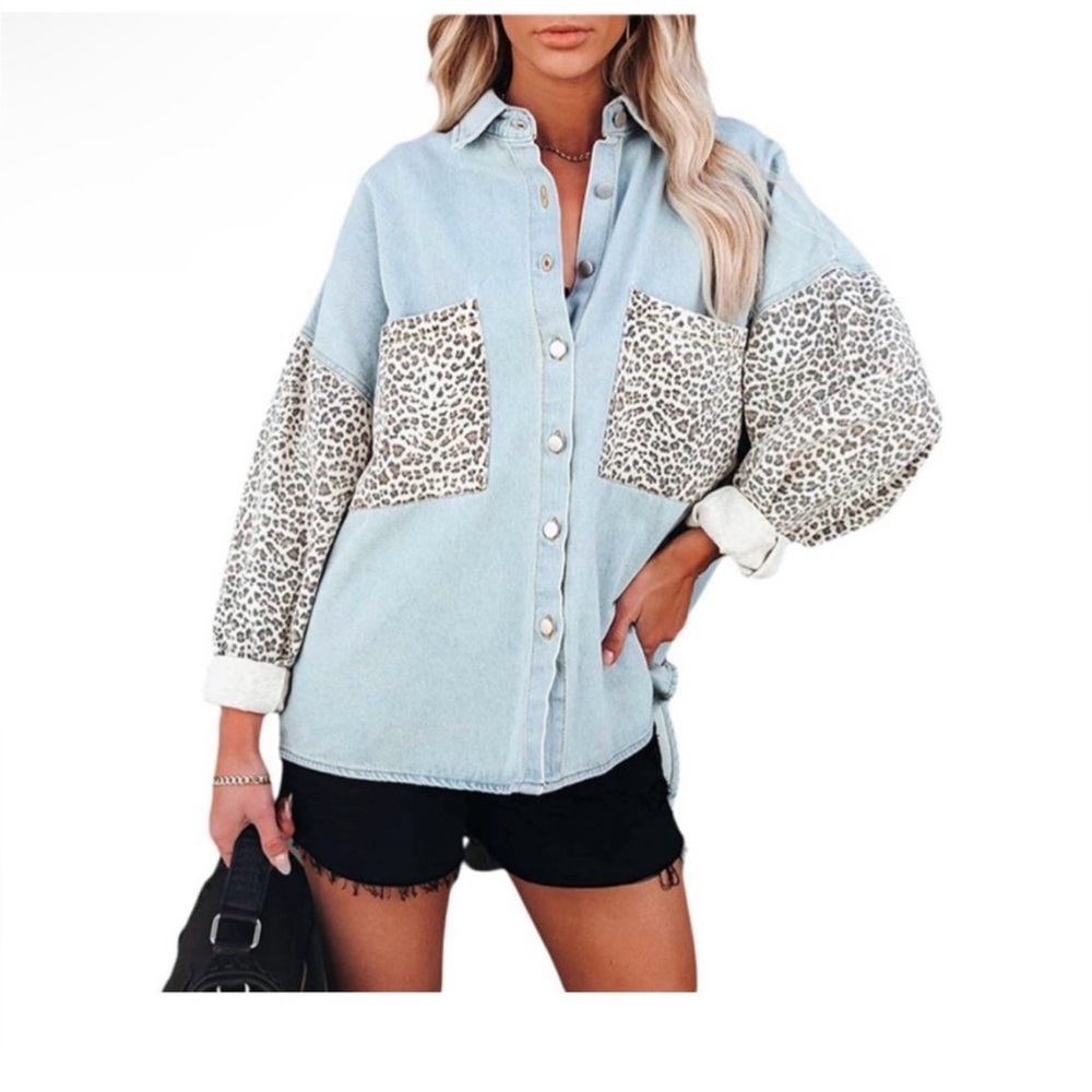 VICI Oversized Light Blue Denim Shacket with Leopard Print Sleeves Pockets Sz L